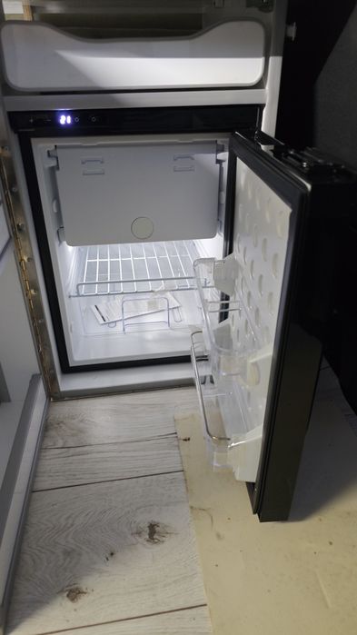 lodowka kompresorowa cr50 nowa vw t5 t6 campervan 12v