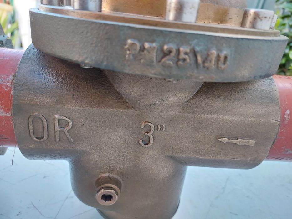 Valvula de cunha PN 16 DN 80 com Valvula Redutora e filtro 3 "64552281171459123