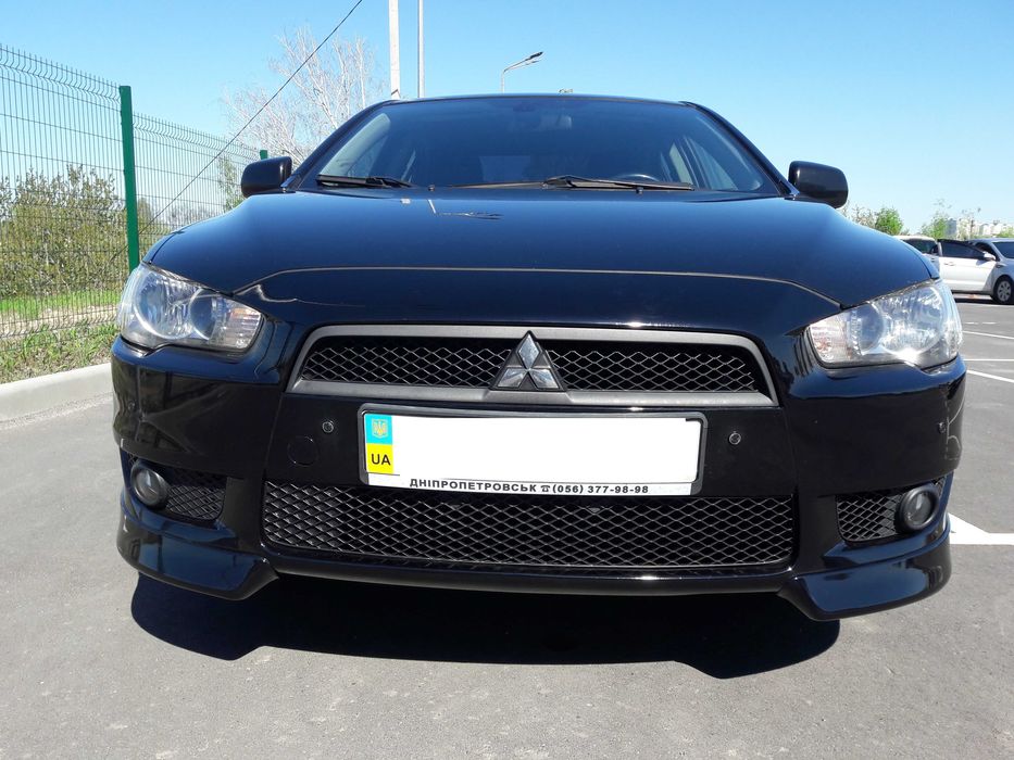 Авто Mitsubishi Lancer 10 2009 X 2.0i CVT (150 к.с.) в гарному стані