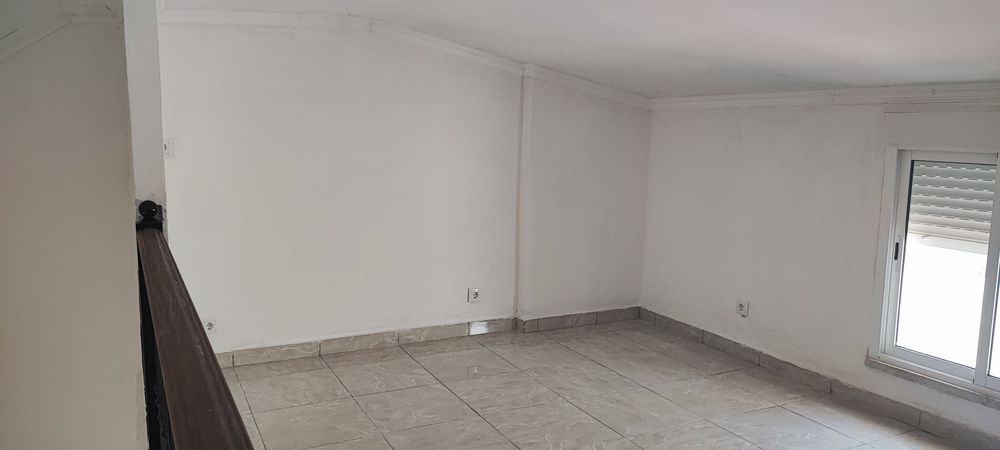 Moradia T1 em Almada