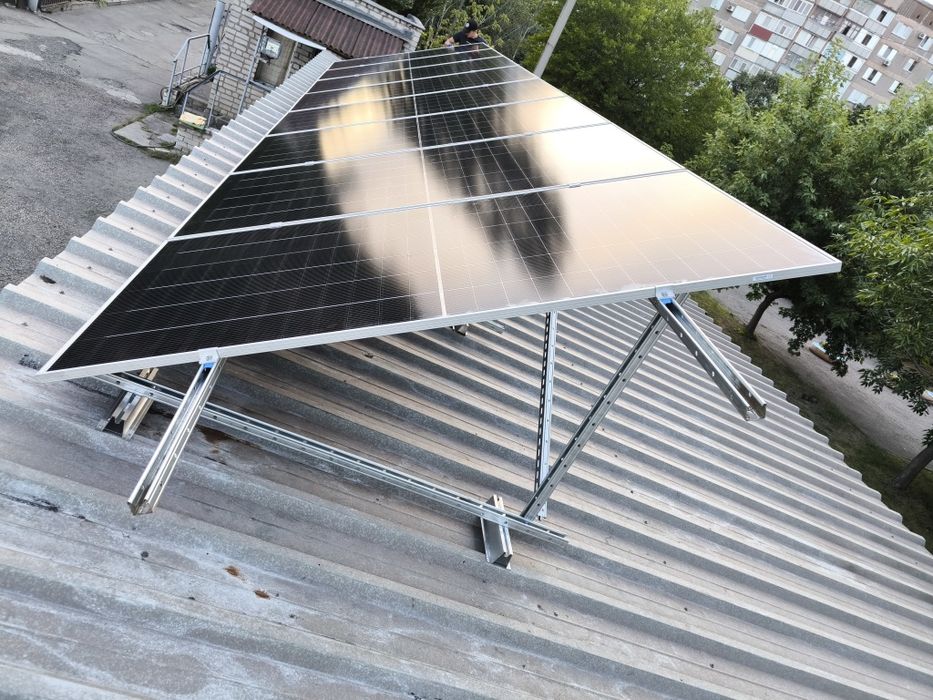 Монтаж солнечных панелей, инверторов. Електрик. СЕС. Сонячні панелі.