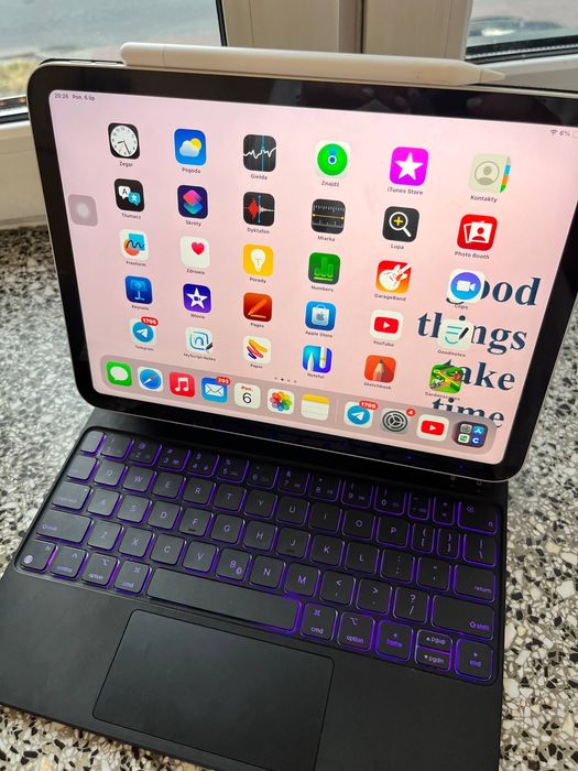 Klawiatura ESR dla iPad 10.9