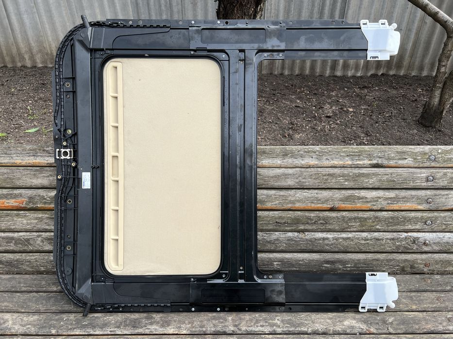 Люк Audi A4 B8 FL (без моторчика)