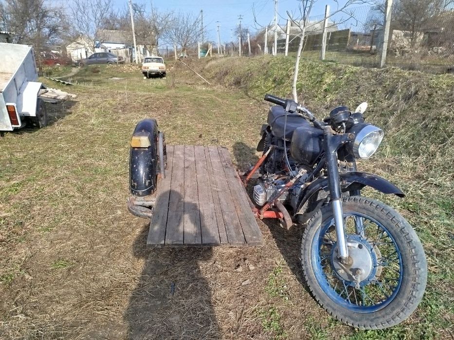 Днепр 11 на полном  ходу.