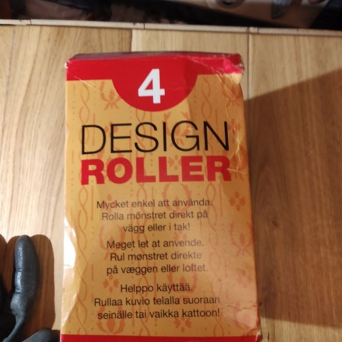 Wałek do malowania wzorów na ścianie