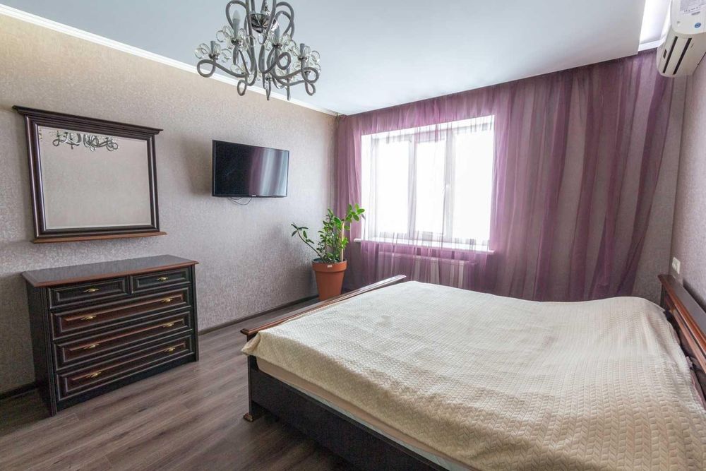 Продам дворівневу 3-кімнатну квартиру в ЖК Петрівський квартал. EN