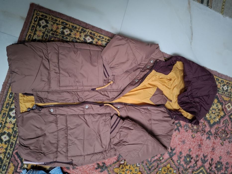 Куртки, кофти , костюми дитячі