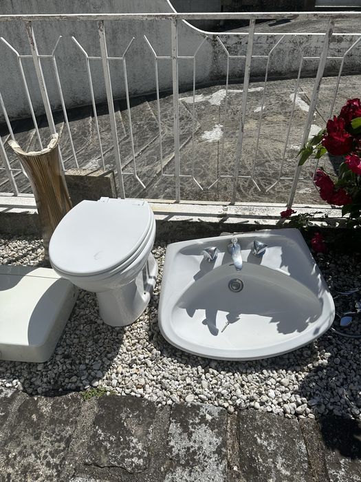 Louças de casa de banho