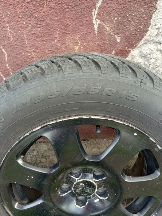 Zimowe opony z felgami