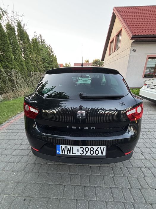 Seat Ibiza 1.2 benzyna 2012r. | 220 tys. km | 2 komplety kluczy