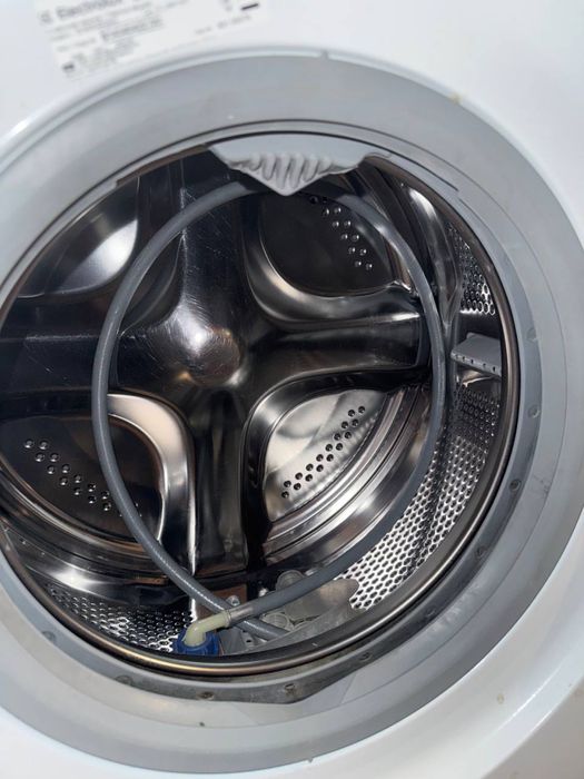 Пральна машина Electrolux