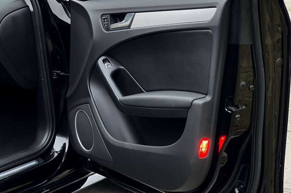 Продам Audi A4 B8