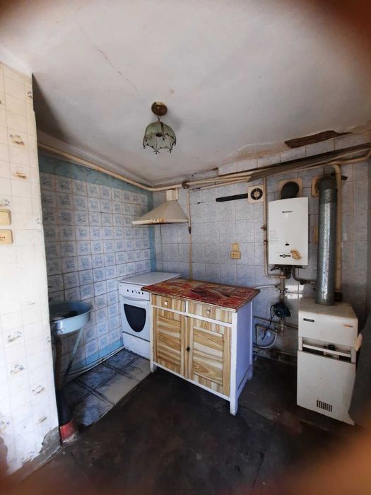 Продам дом Ленпоселок ул. Магистральная. Центр. Торг.