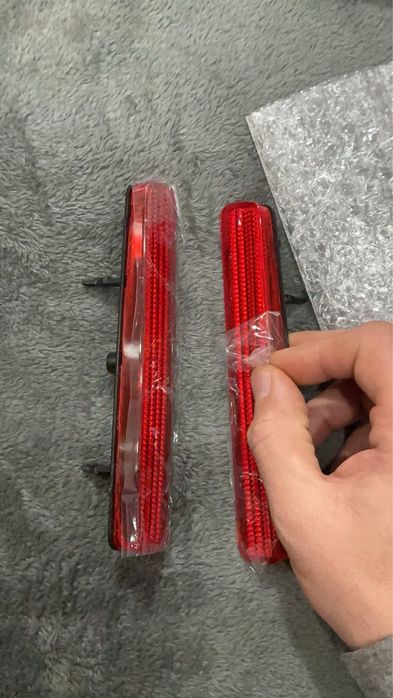 Отражатель катафот Toyota Prius Scion tC освітлення мото