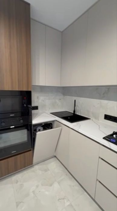 Сдається 1 кімнатна квартира 40кв.м