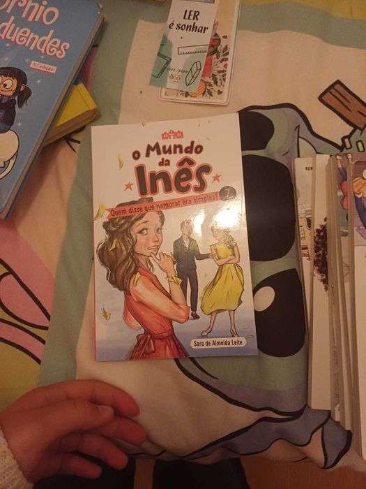 Livros da coleção Inês