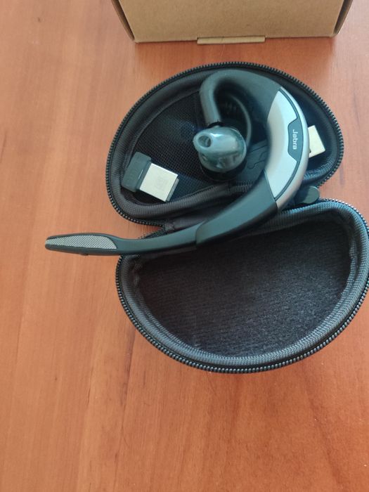 Блютус гарнітура Bluetooth Jabra MOTION UC в гарному стані