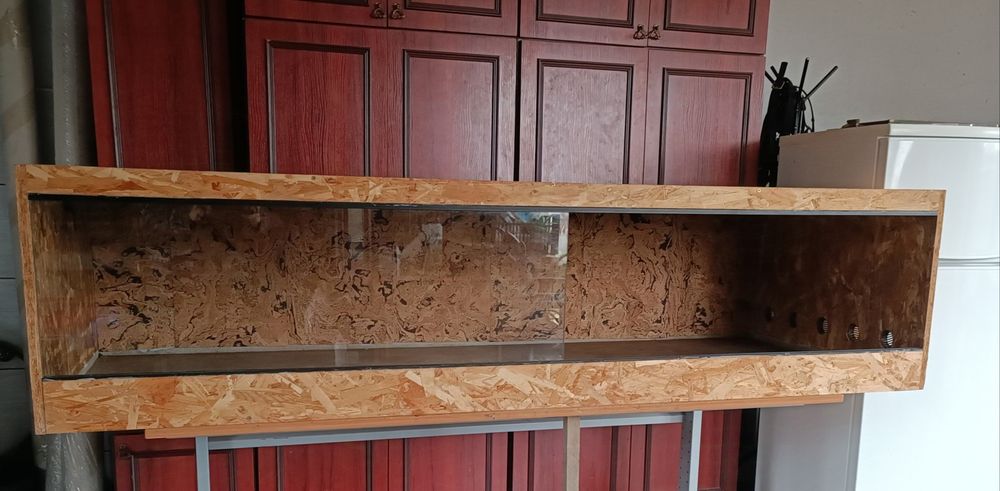 Terrarium  dł 200cm OSB korek
