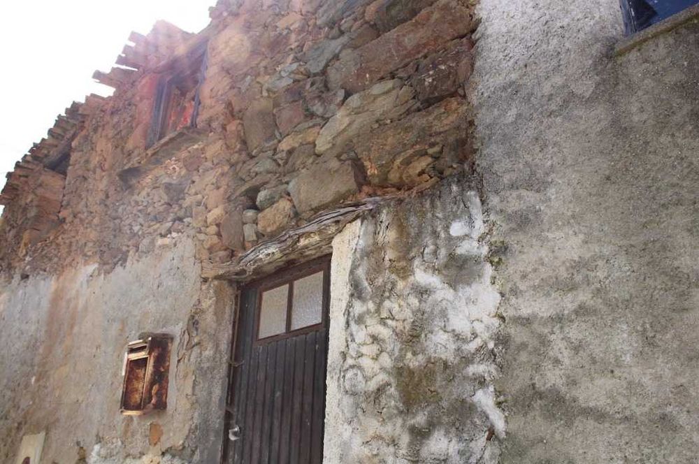 Casa em ruínas | Dianteiro | Coimbra