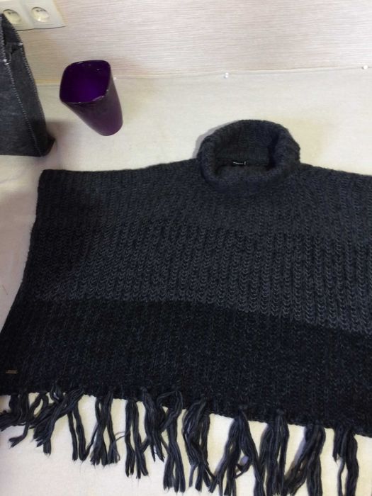 Тепле пончо светр для вагітних