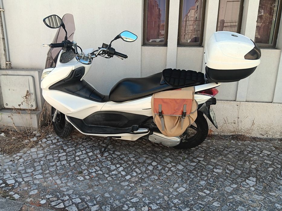 Honda PCX 2011 óptimo estado