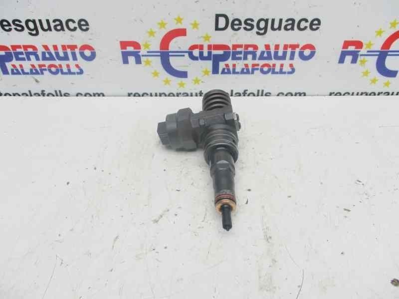 INJETOR VOLKSWAGEN BORA 1999 -038130073F