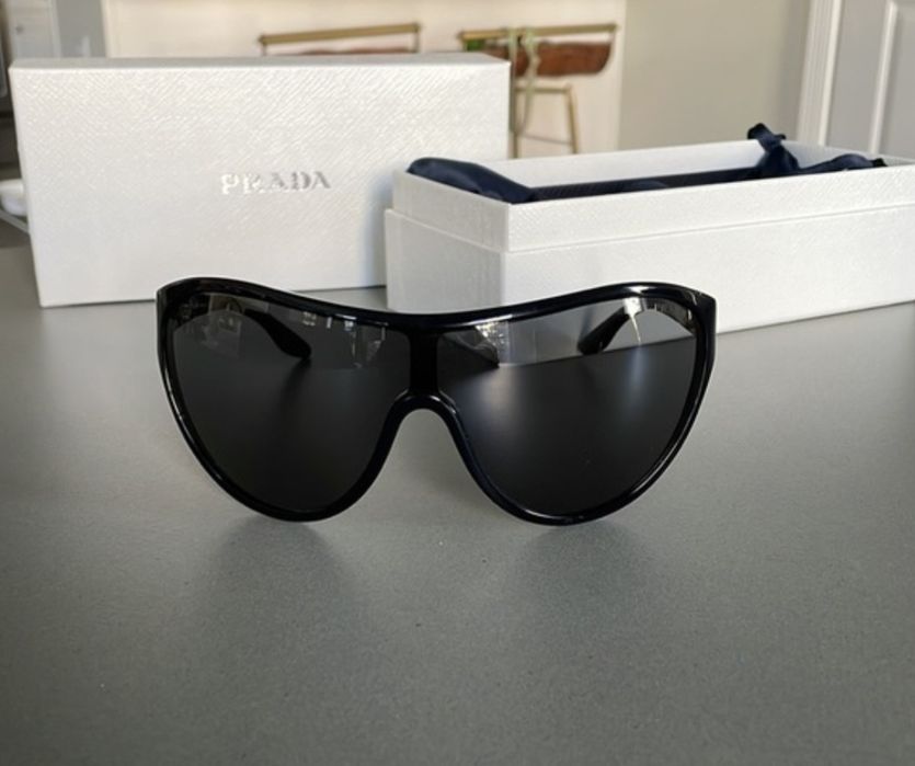 Женские солнцезащитные очки Prada SPR06Х SPR 06Х 1АВ 5S0 Shield Оригин