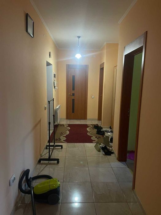 Шукаємо дівчину (студентку) на підселення в 2-х кімн.квартиру (центр)