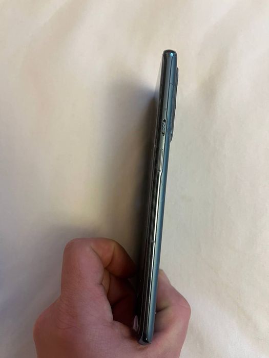 OnePlus 9 pro 12/256