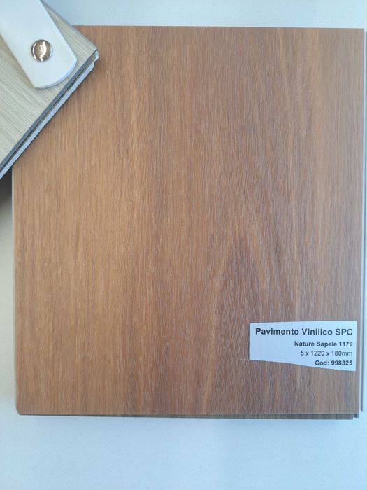 Flutuante Vinílico SPC - 5 MM