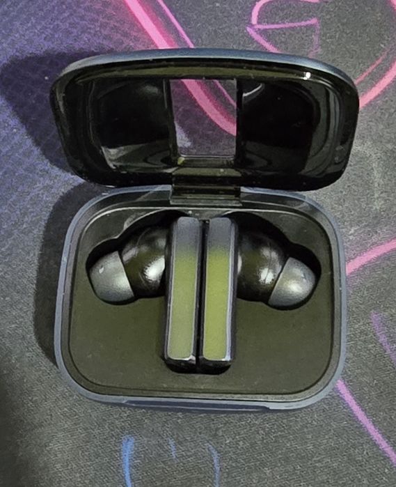 Słuchawki douszne ANC Earfun air pro SV