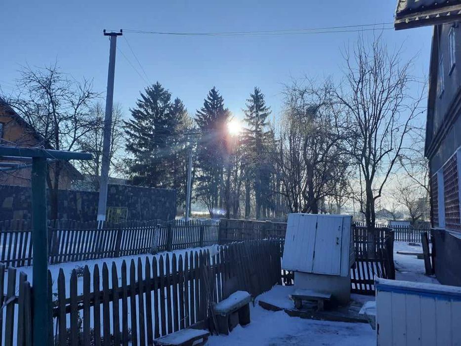 Продається будинок в с. Усичі