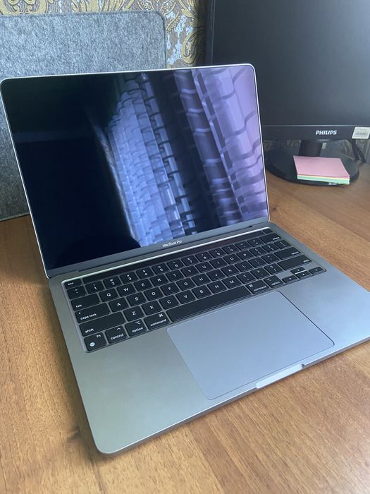 MacBook Pro 2020 M1 8/256
