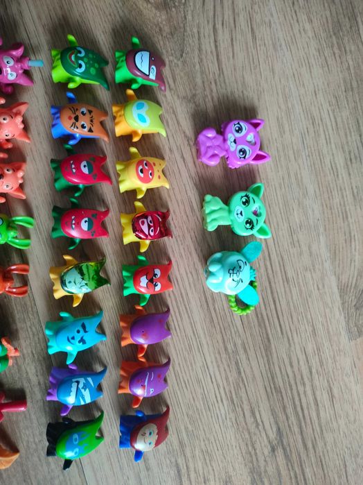 Figurki z jajek kinder