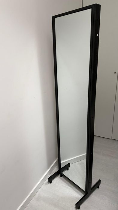 Espelho que dá para fazer de cabida