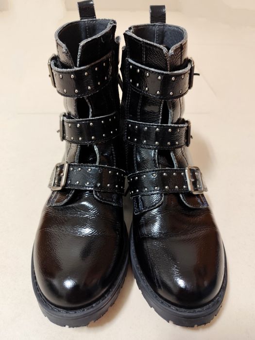 Botas pretas em pele genuína - You & Me (Tam. 35)