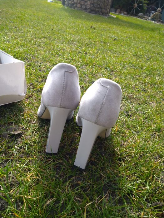 Buty szpilki na grubym obcasie 36
