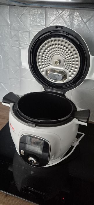 Мультиварка

Мультиварка Tefal Cook4Me + CY851130

Основні