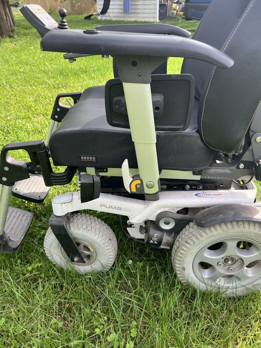 Wozek inwalidzli elektryczny