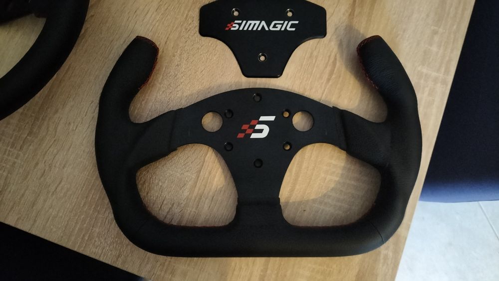 Volantes rally e GT (rrs e simagic))
