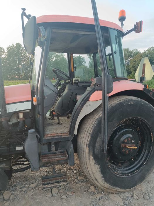New holland td 90d  2005