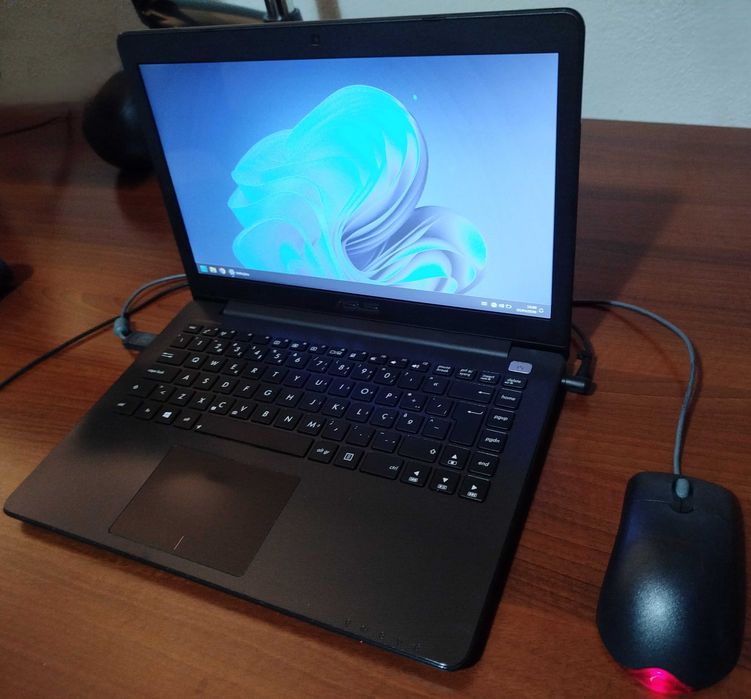 Portátil ASUS X402CA 14" 4GB RAM 500GB Windows 11