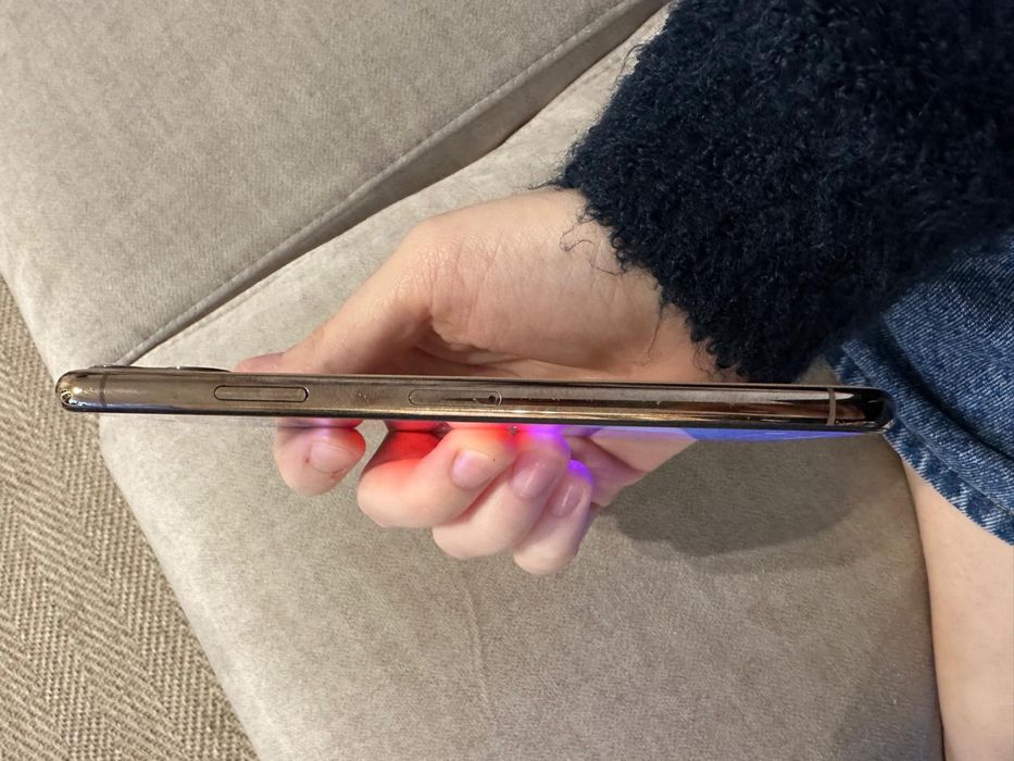 Iphone 11 pro max como novo