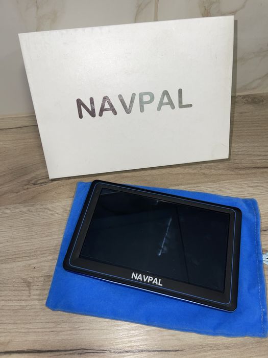автомобільний GPS-навігатор бренду Navpal