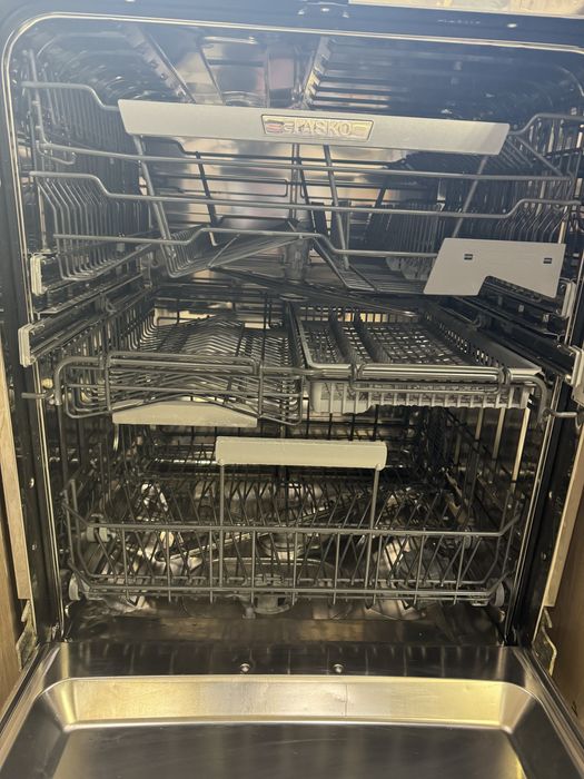 Посудомийна машина ASKO