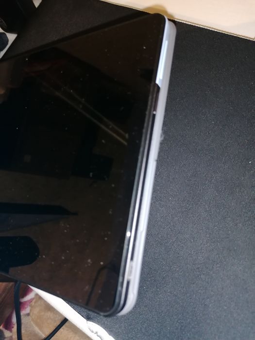 Portátil Híbrido LENOVO IdeaPad Duet Chromebook (10.1'' - MediaTek P60