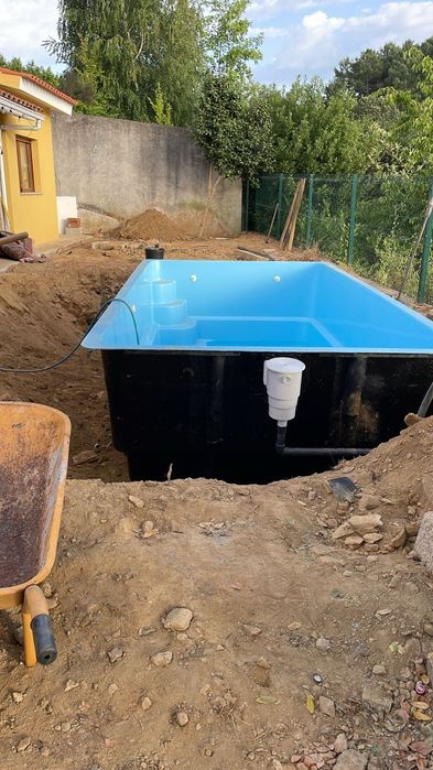 Piscina em fibra 5.10x2.70