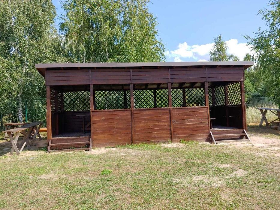 Деревянная беседка. Альтанка из дерева. Альтанка деревяна. Бесідка.