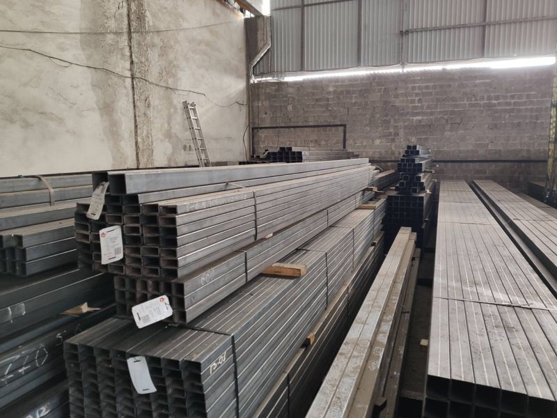 Труба профильная от 15х15х1,5 и до 200х100х4 мм - опт 28 000 грн т