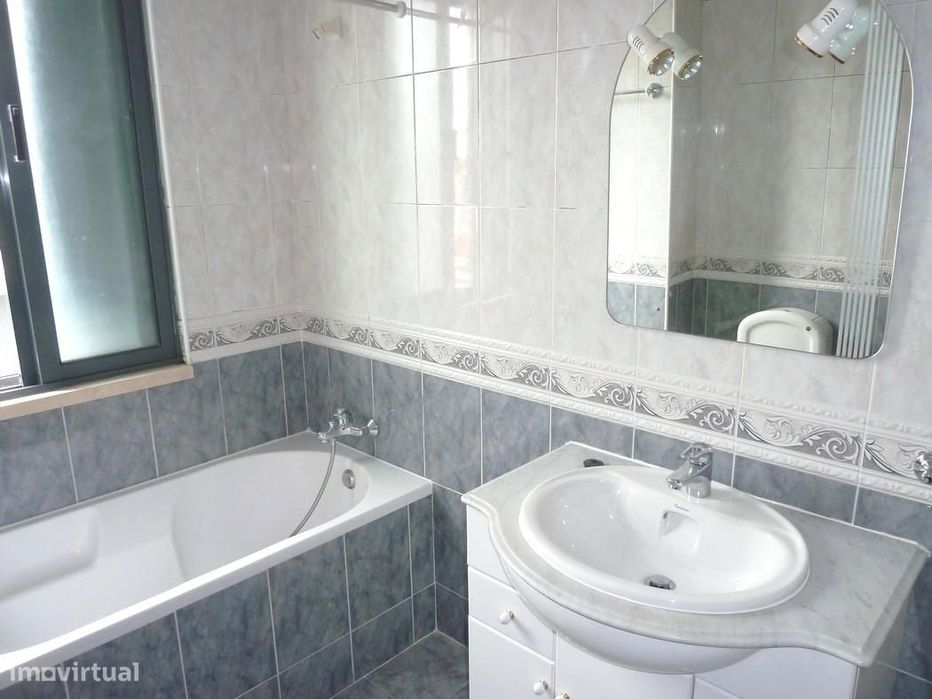 Apartamento T1 em Coimbra (Urb. Gorgulão)
